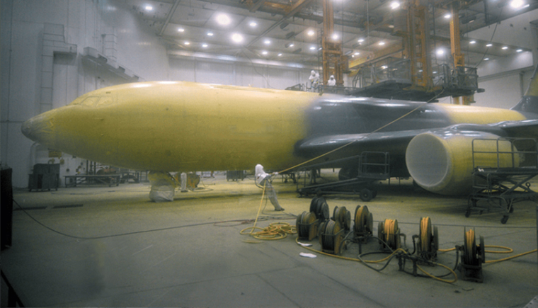 飛機(jī)是怎么涂漆的？