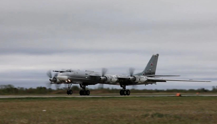 中國和俄羅斯戰(zhàn)斗機(jī)聯(lián)合巡航日本海！