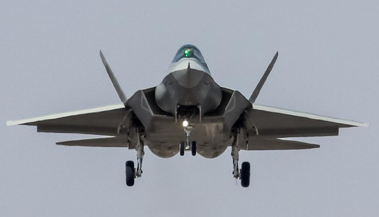 FC-31轉(zhuǎn)正狂想：殲-31？這太難了！